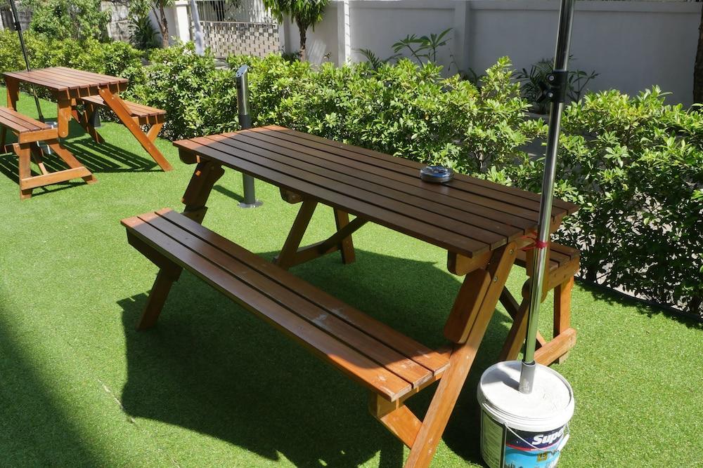 Q Space Residence Bangkok Eksteriør bilde