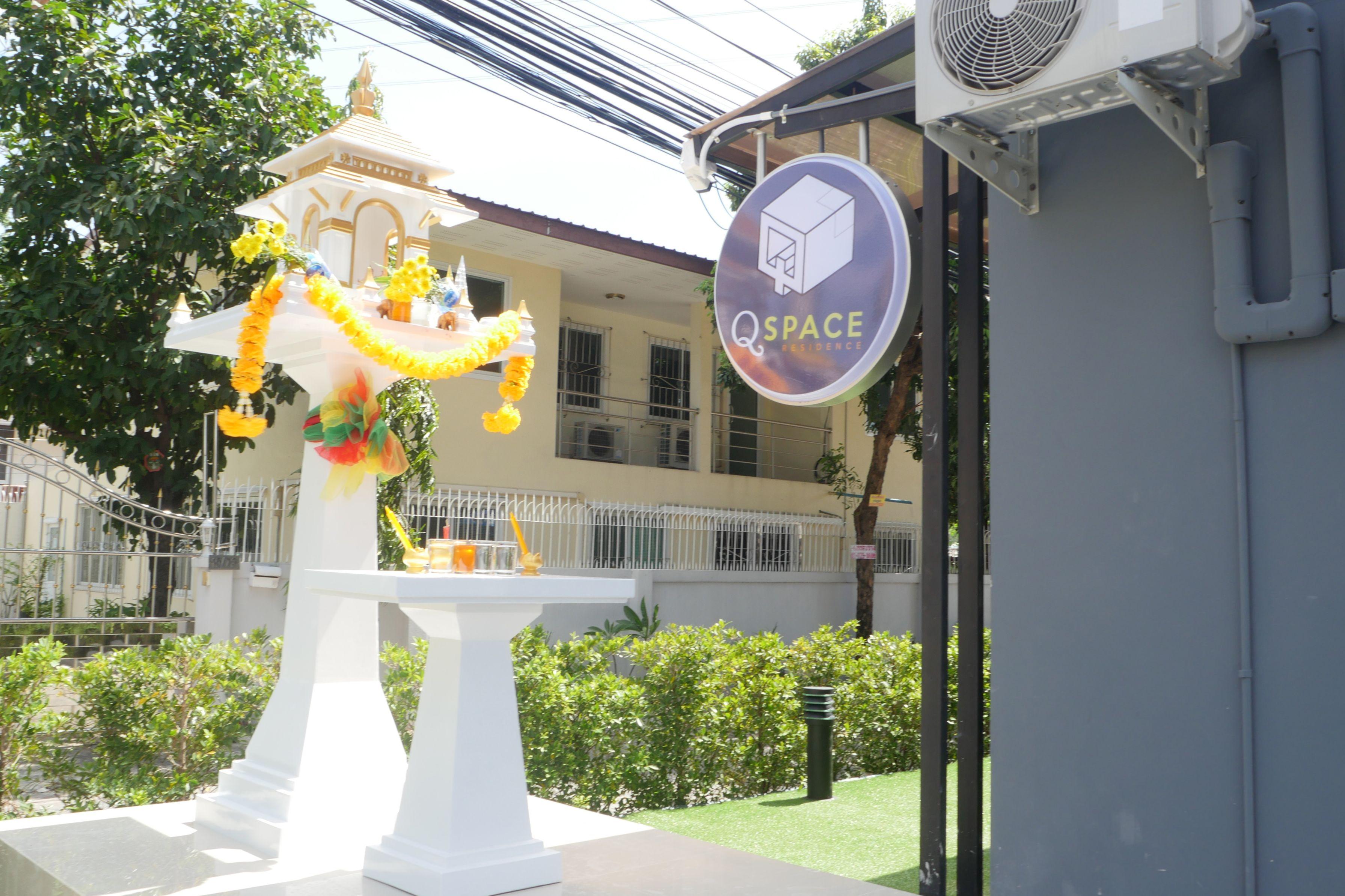 Q Space Residence Bangkok Eksteriør bilde